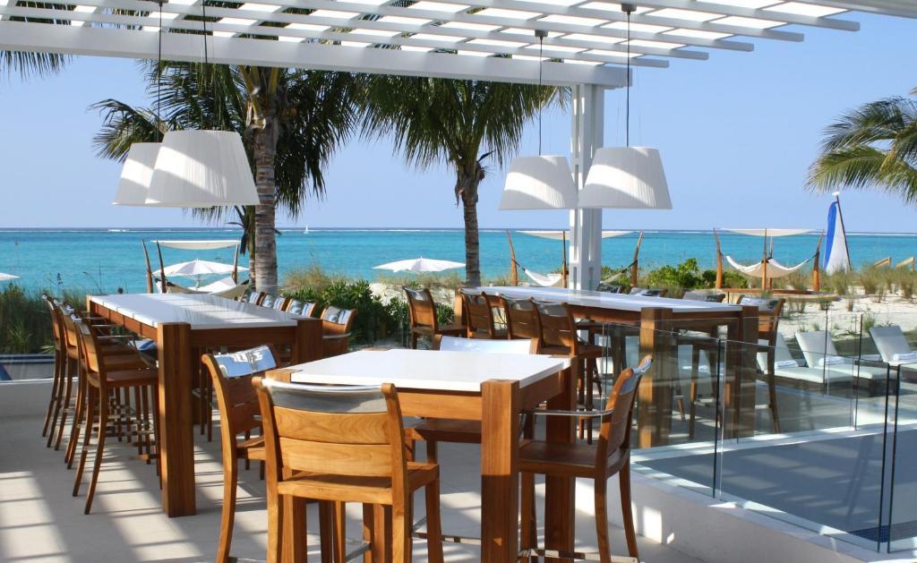 The Veranda Resort And Residences Grace Bay Exterior photo